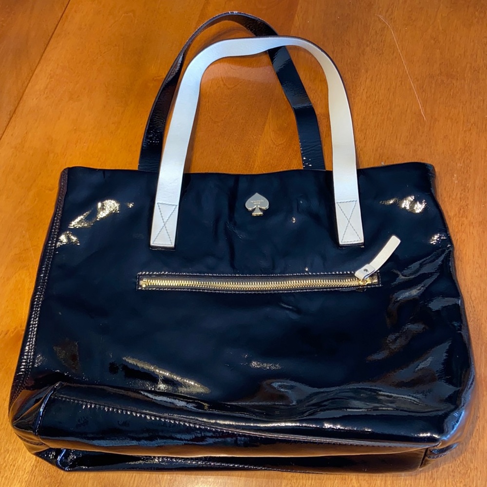 Kate Spade patent leather tote w/gold hardware